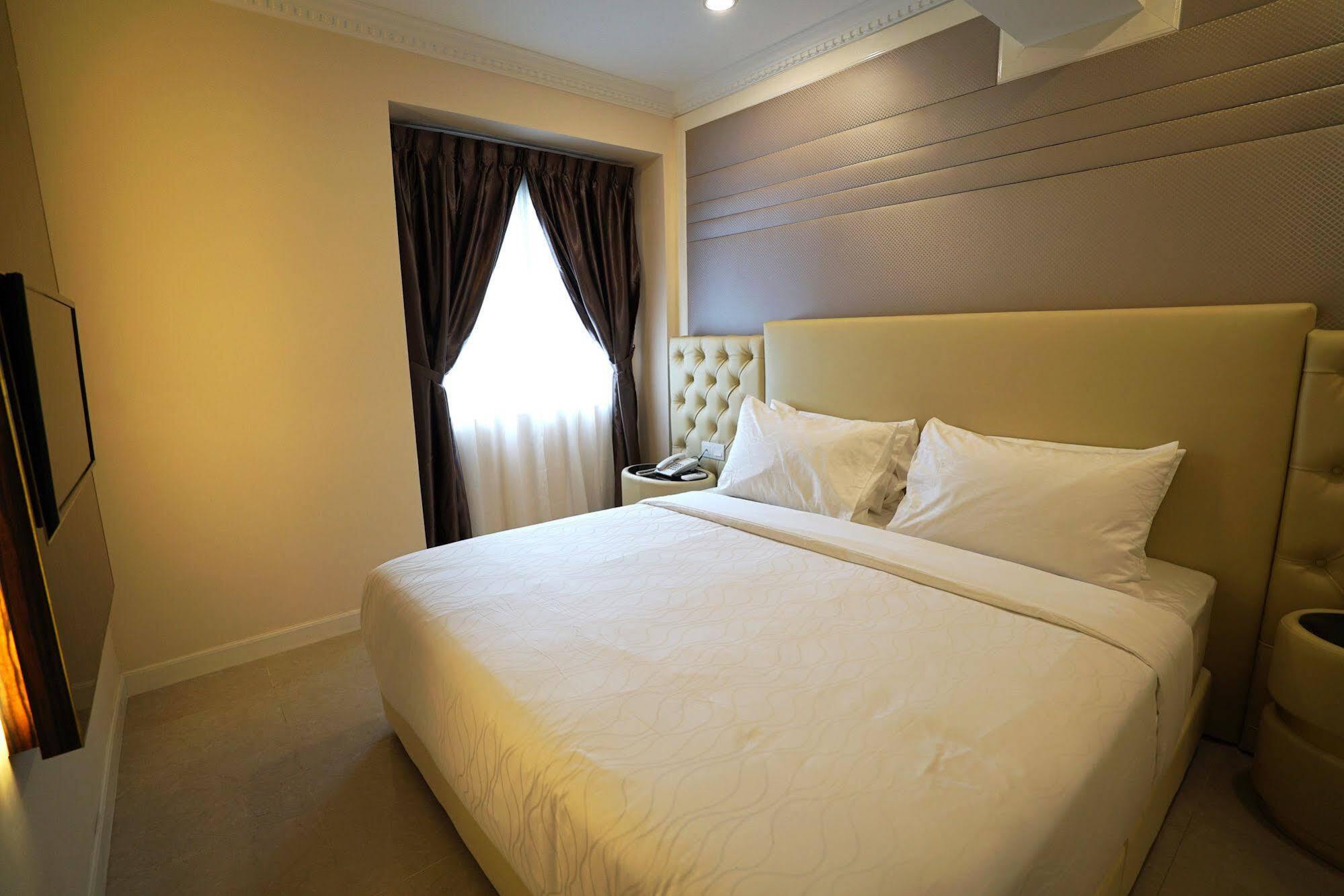 Ritzton Hotel Johor Bahru Dış mekan fotoğraf