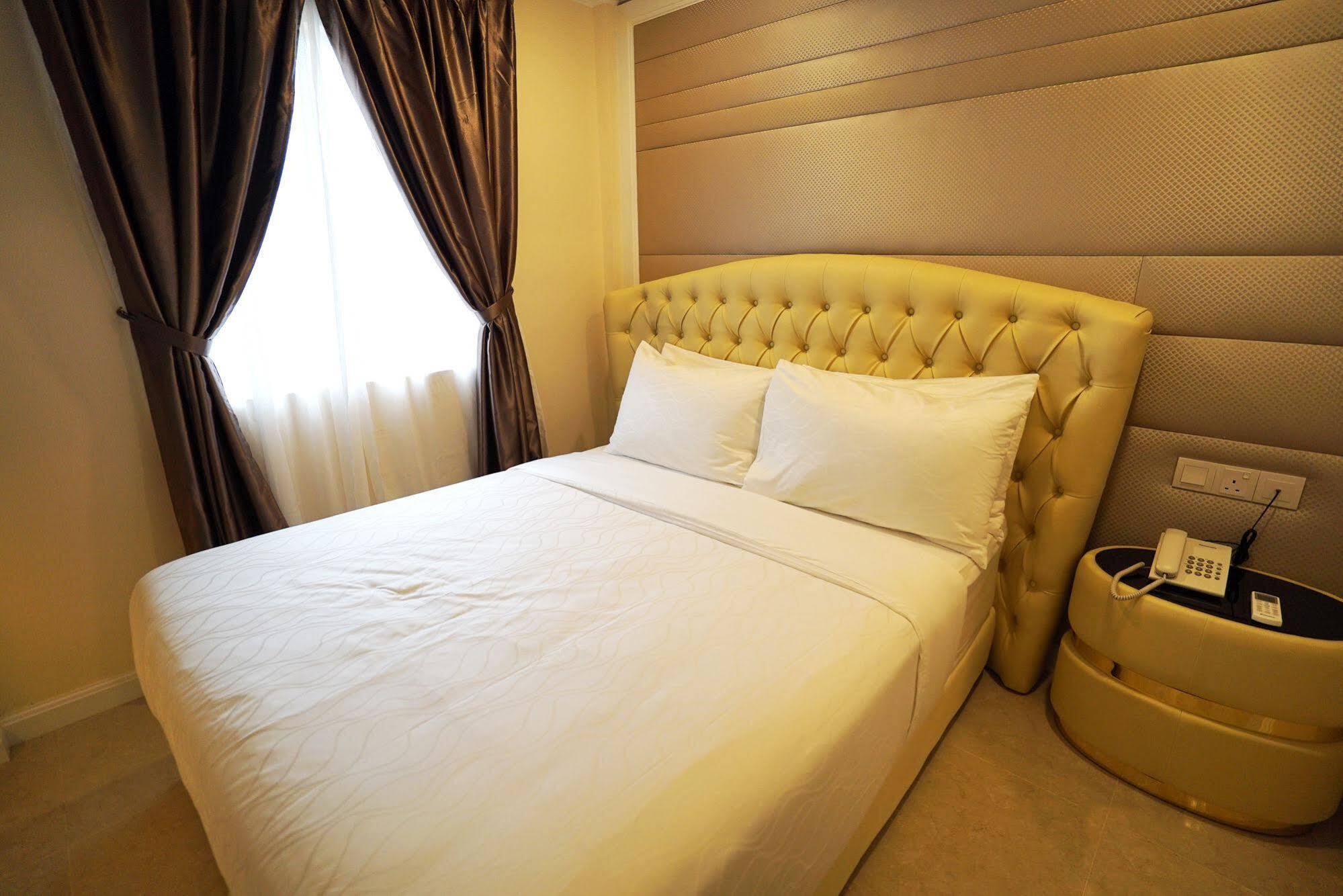 Ritzton Hotel Johor Bahru Dış mekan fotoğraf