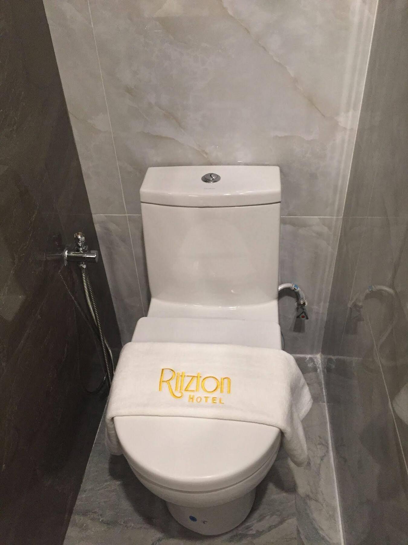 Ritzton Hotel Johor Bahru Dış mekan fotoğraf
